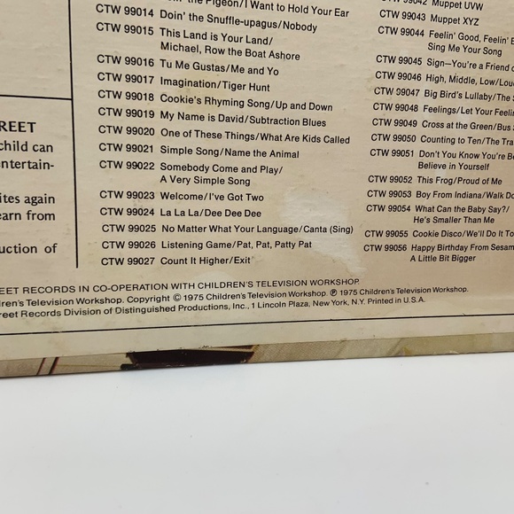 Vintage Sesame Street Vinyl Ernie and Bert Sing-Along LP Record Album - Picture 8 of 15